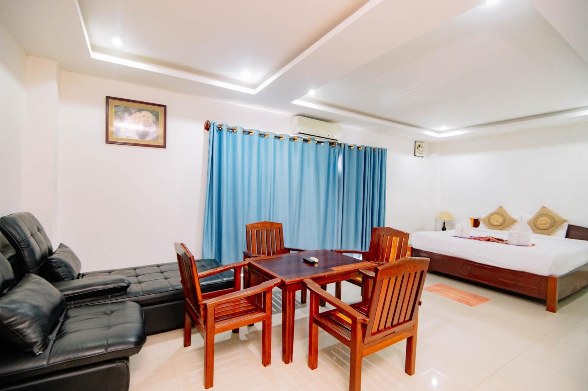 Lisha The Grand Riverside Hotel Vang Vieng Exterior photo