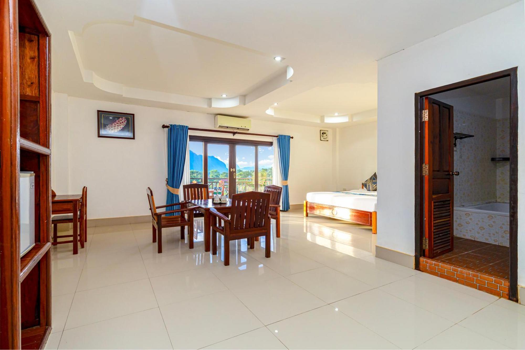 Lisha The Grand Riverside Hotel Vang Vieng Exterior photo