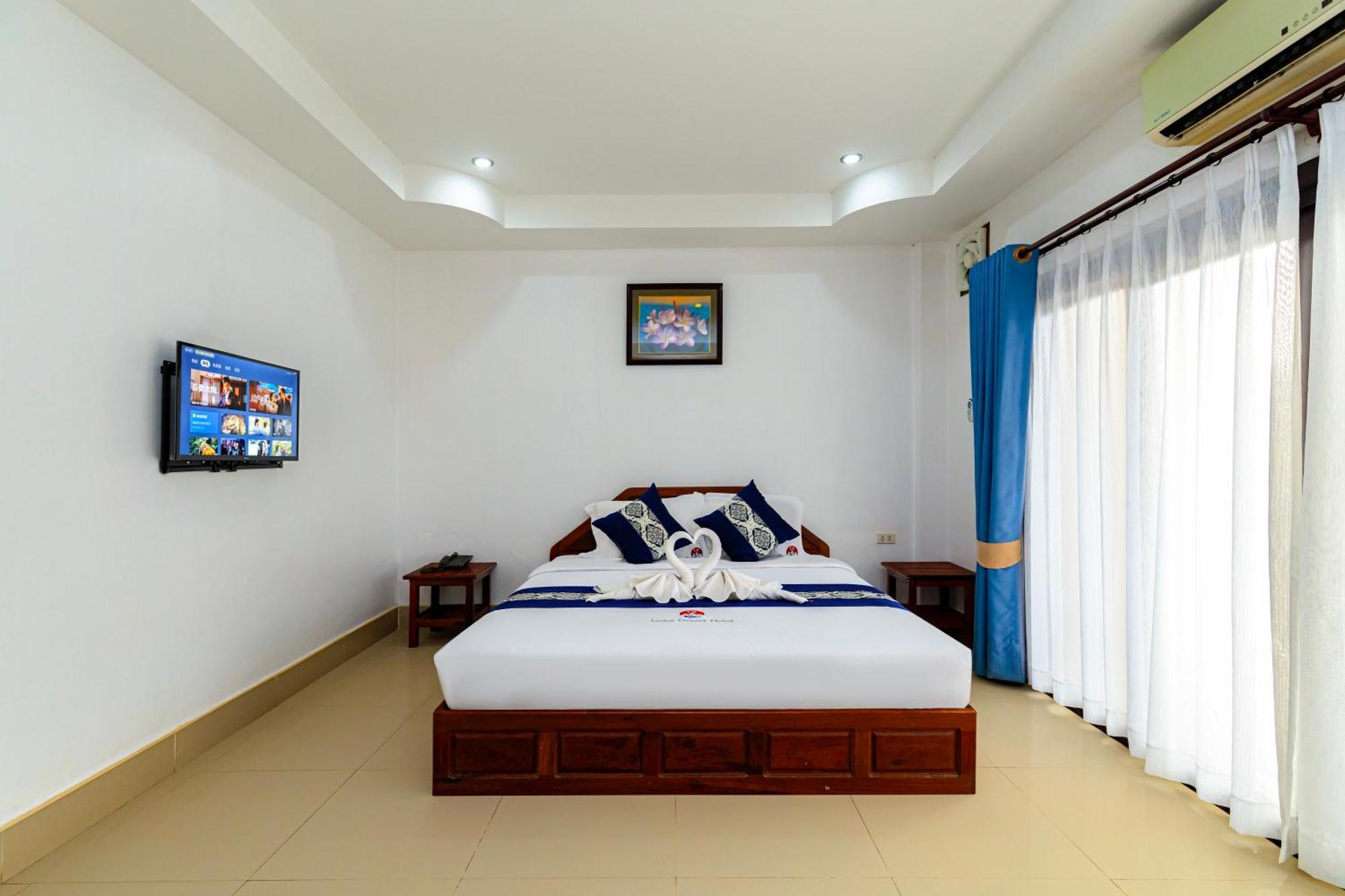 Lisha The Grand Riverside Hotel Vang Vieng Exterior photo