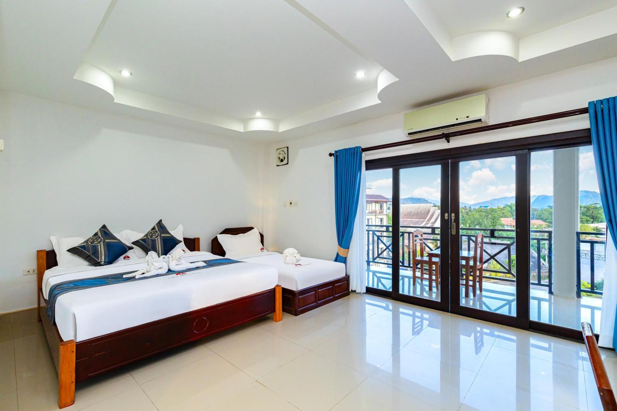 Lisha The Grand Riverside Hotel Vang Vieng Exterior photo