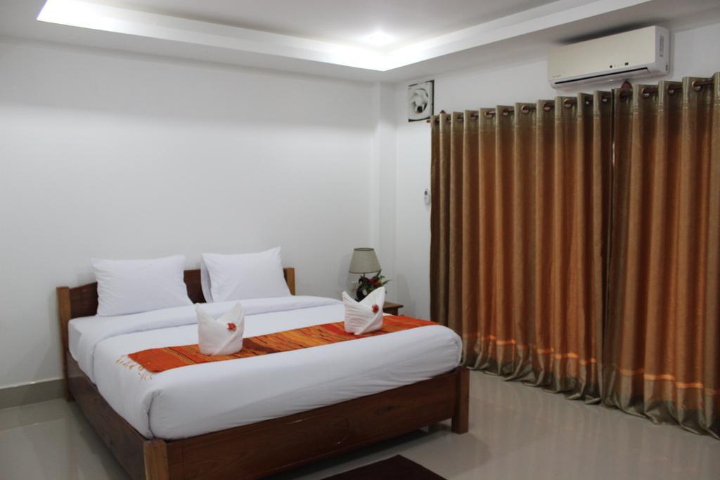 Lisha The Grand Riverside Hotel Vang Vieng Exterior photo