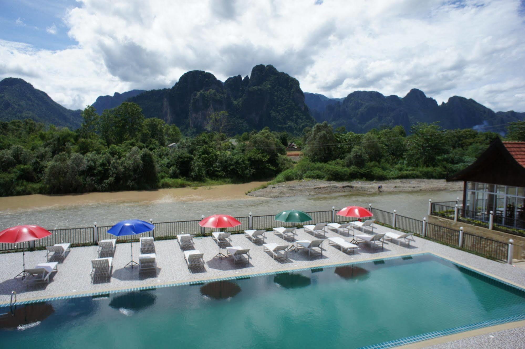 Lisha The Grand Riverside Hotel Vang Vieng Exterior photo